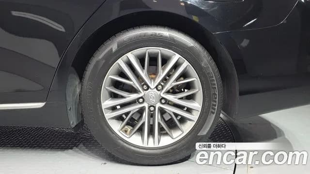 2019 Hyundai Grandeur IG 2.4 Premium Sold VIN KMHF141CBKA285976 – photo 22 2019 Hyundai Grandeur IG 2.4 Premium Sold VIN KMHF141CBKA285976 – photo 22
