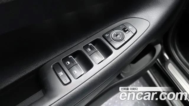2019 Hyundai Grandeur IG 2.4 Modern Sold VIN KMHF141CBKA286072 – interior seats 2019 Hyundai Grandeur IG 2.4 Modern Sold VIN KMHF141CBKA286072 – interior seats