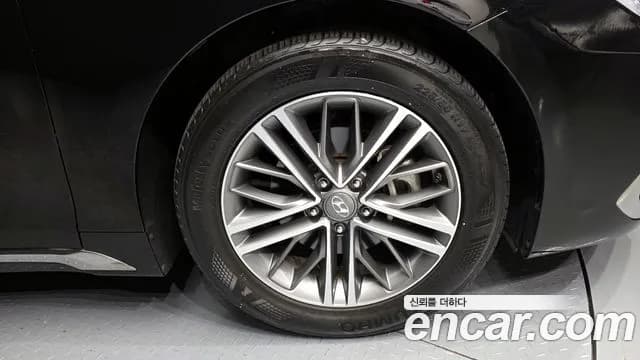 2019 Hyundai Grandeur IG 2.4 Modern Sold VIN KMHF141CBKA286072 – photo 18 2019 Hyundai Grandeur IG 2.4 Modern Sold VIN KMHF141CBKA286072 – photo 18