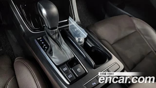2019 Hyundai Grandeur IG 2.4 Premium Sold VIN KMHF141CBKA292510 – exterior detail 2019 Hyundai Grandeur IG 2.4 Premium Sold VIN KMHF141CBKA292510 – exterior detail