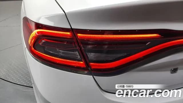2019 Hyundai Grandeur IG 2.4 Premium Sold VIN KMHF141CBKA292510 – photo 16 2019 Hyundai Grandeur IG 2.4 Premium Sold VIN KMHF141CBKA292510 – photo 16
