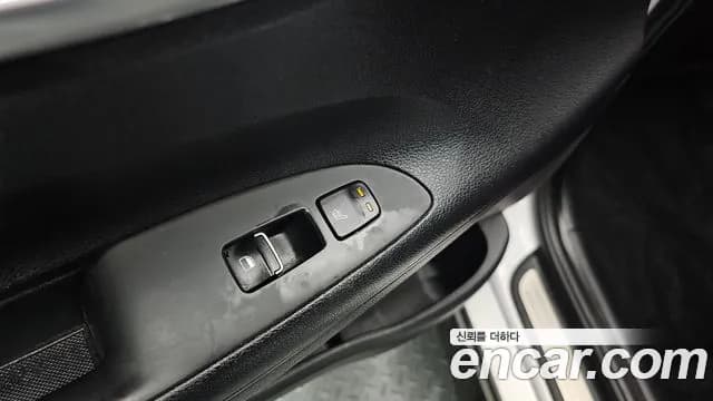 2017 Hyundai Grandeur IG 2.2 Diesel Premium Sold VIN KMHF141RBHA012962 – photo 20 2017 Hyundai Grandeur IG 2.2 Diesel Premium Sold VIN KMHF141RBHA012962 – photo 20