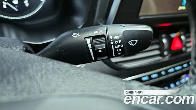 2017 Hyundai Grandeur IG 2.2 Diesel Premium Sold VIN KMHF141RBHA042997 – photo 19 2017 Hyundai Grandeur IG 2.2 Diesel Premium Sold VIN KMHF141RBHA042997 – photo 19