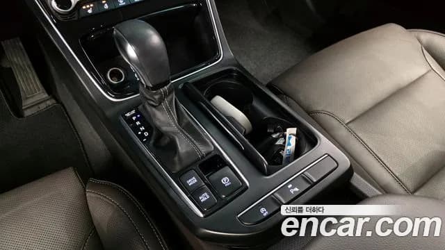 2018 Hyundai Grandeur IG 2.2 Diesel Modern Sold VIN KMHF141RBJA104917 – side profile 2018 Hyundai Grandeur IG 2.2 Diesel Modern Sold VIN KMHF141RBJA104917 – side profile
