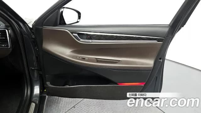 2018 Hyundai Grandeur IG 2.2 Diesel Modern Sold VIN KMHF141RBJA104917 – engine bay 2018 Hyundai Grandeur IG 2.2 Diesel Modern Sold VIN KMHF141RBJA104917 – engine bay