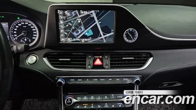2018 Hyundai Grandeur IG 2.2 Diesel Premium Sold VIN KMHF141RBJA115019 – dashboard 2018 Hyundai Grandeur IG 2.2 Diesel Premium Sold VIN KMHF141RBJA115019 – dashboard