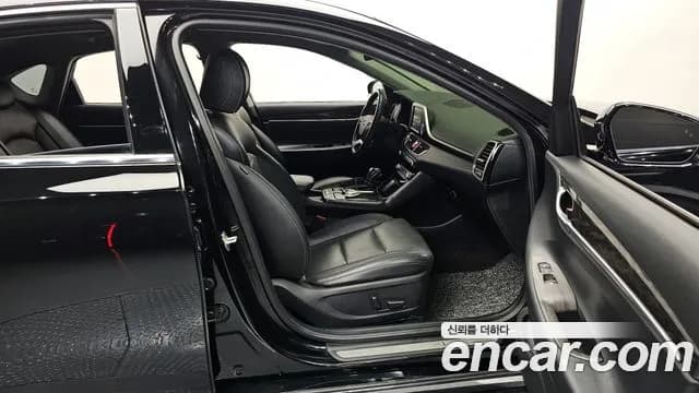 2018 Hyundai Grandeur IG 2.2 Diesel Premium Sold VIN KMHF141RBJA115019 – photo 13 2018 Hyundai Grandeur IG 2.2 Diesel Premium Sold VIN KMHF141RBJA115019 – photo 13