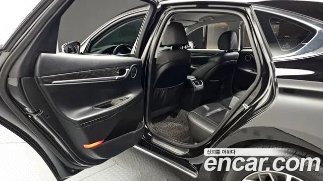 2018 Hyundai Grandeur IG 2.2 Diesel Premium Sold VIN KMHF141RBJA115019 – photo 27 2018 Hyundai Grandeur IG 2.2 Diesel Premium Sold VIN KMHF141RBJA115019 – photo 27