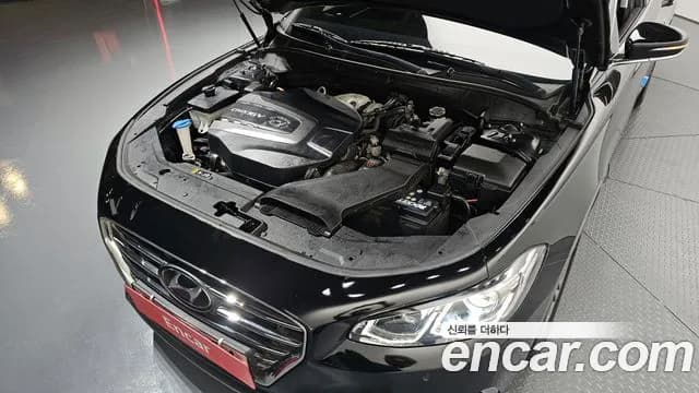 2018 Hyundai Grandeur IG 2.2 Diesel Premium Sold VIN KMHF141RBJA115019 – photo 29 2018 Hyundai Grandeur IG 2.2 Diesel Premium Sold VIN KMHF141RBJA115019 – photo 29