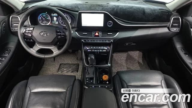 2018 Hyundai Grandeur IG Hybrid Exclusive Sold VIN KMHF2413BJA001983 – photo 13 2018 Hyundai Grandeur IG Hybrid Exclusive Sold VIN KMHF2413BJA001983 – photo 13