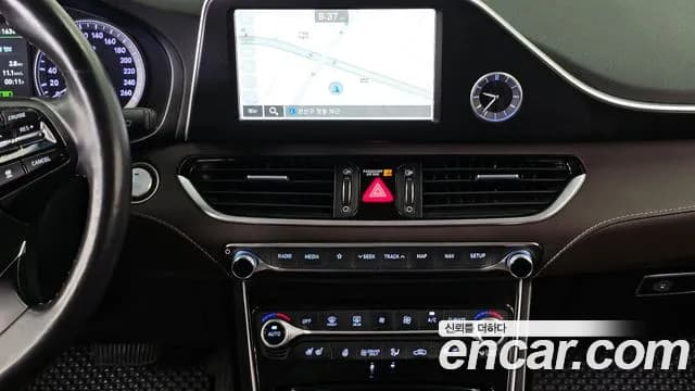 2018 Hyundai Grandeur IG Hybrid Exclusive Sold VIN KMHF2413BJA007885 – side profile 2018 Hyundai Grandeur IG Hybrid Exclusive Sold VIN KMHF2413BJA007885 – side profile
