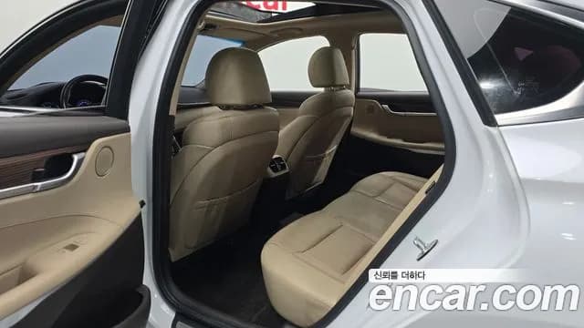 2018 Hyundai Grandeur IG Hybrid Exclusive Sold VIN KMHF2413BJA008094 – front exterior 2018 Hyundai Grandeur IG Hybrid Exclusive Sold VIN KMHF2413BJA008094 – front exterior