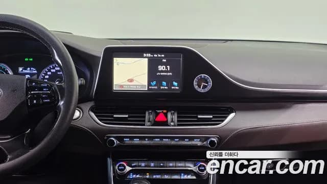 2018 Hyundai Grandeur IG Hybrid Exclusive Sold VIN KMHF2413BJA011699 – rear exterior 2018 Hyundai Grandeur IG Hybrid Exclusive Sold VIN KMHF2413BJA011699 – rear exterior
