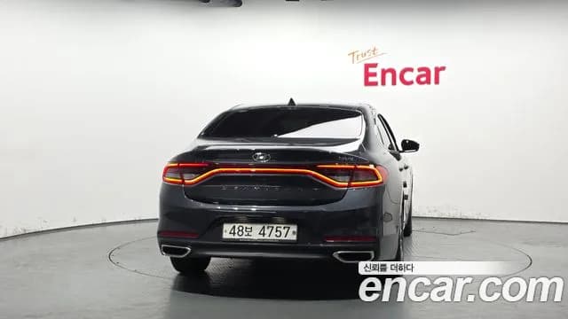 2019 Hyundai Grandeur IG Hybrid Exclusive Sold VIN KMHF2413BKA029996 – rear exterior 2019 Hyundai Grandeur IG Hybrid Exclusive Sold VIN KMHF2413BKA029996 – rear exterior