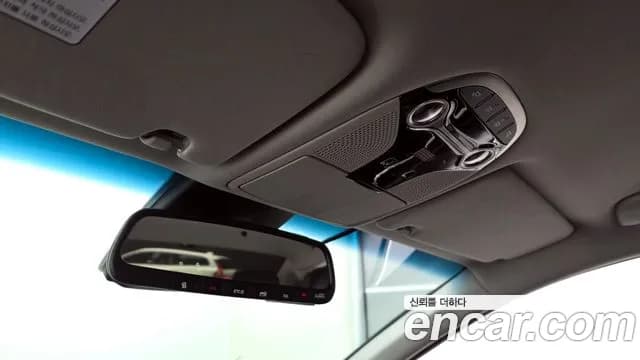 2019 Hyundai Grandeur IG Hybrid Exclusive Sold VIN KMHF2413BKA029996 – interior seats 2019 Hyundai Grandeur IG Hybrid Exclusive Sold VIN KMHF2413BKA029996 – interior seats