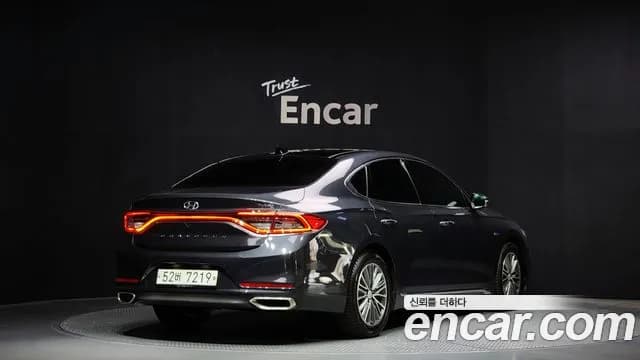 2019 Hyundai Grandeur IG Hybrid Exclusive Sold VIN KMHF2413BKA033031 – side profile 2019 Hyundai Grandeur IG Hybrid Exclusive Sold VIN KMHF2413BKA033031 – side profile