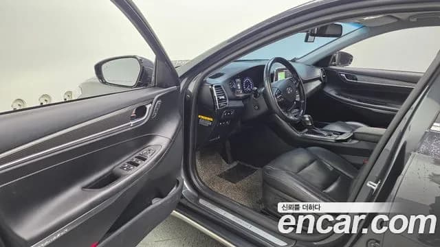 2019 Hyundai Grandeur IG Hybrid Exclusive Sold VIN KMHF2413BKA042496 – dashboard 2019 Hyundai Grandeur IG Hybrid Exclusive Sold VIN KMHF2413BKA042496 – dashboard