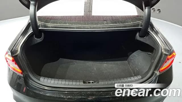 2019 Hyundai Grandeur IG Hybrid Exclusive Sold VIN KMHF2413BKA042562 – photo 15 2019 Hyundai Grandeur IG Hybrid Exclusive Sold VIN KMHF2413BKA042562 – photo 15