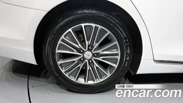 2019 Hyundai Grandeur IG Hybrid Exclusive Sold VIN KMHF2413BKA042978 – side profile 2019 Hyundai Grandeur IG Hybrid Exclusive Sold VIN KMHF2413BKA042978 – side profile