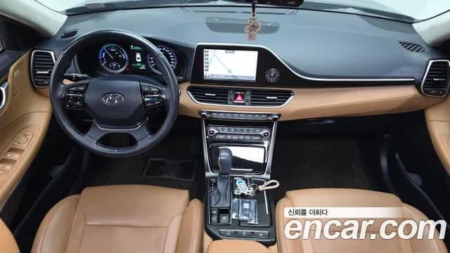 2019 Hyundai Grandeur IG Hybrid Exclusive Sold VIN KMHF2413BKA043844 – rear exterior 2019 Hyundai Grandeur IG Hybrid Exclusive Sold VIN KMHF2413BKA043844 – rear exterior