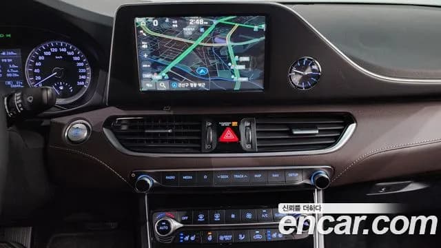 2019 Hyundai Grandeur IG Hybrid Exclusive Sold VIN KMHF2413BKA052005 – rear exterior 2019 Hyundai Grandeur IG Hybrid Exclusive Sold VIN KMHF2413BKA052005 – rear exterior