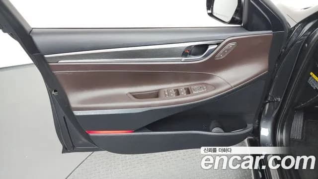 2019 Hyundai Grandeur IG Hybrid Exclusive Sold VIN KMHF2413BKA052005 – photo 20 2019 Hyundai Grandeur IG Hybrid Exclusive Sold VIN KMHF2413BKA052005 – photo 20