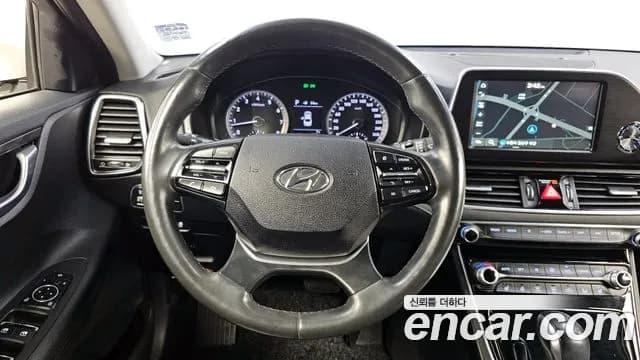 2019 Hyundai Grandeur IG 2.4 Modern Basic (Rental car) Sold VIN KMHF241CBKA173908 – side profile 2019 Hyundai Grandeur IG 2.4 Modern Basic (Rental car) Sold VIN KMHF241CBKA173908 – side profile