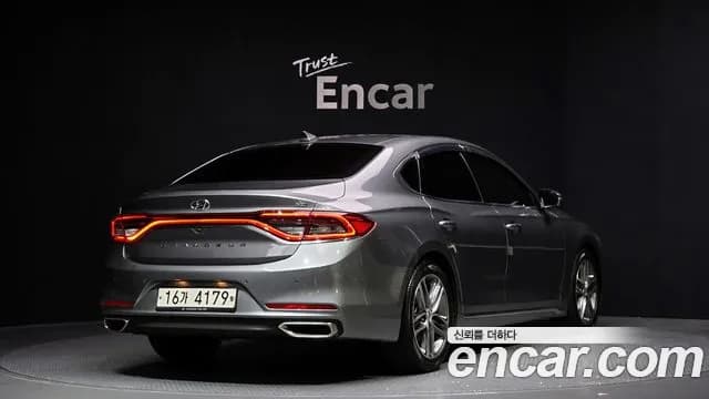 2017 Hyundai Grandeur IG 3.0 Exclusive Sold VIN KMHF241EBHA019286 – engine bay 2017 Hyundai Grandeur IG 3.0 Exclusive Sold VIN KMHF241EBHA019286 – engine bay