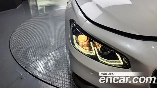 2017 Hyundai Grandeur IG 3.0 Exclusive Sold VIN KMHF241EBHA021212 – dashboard 2017 Hyundai Grandeur IG 3.0 Exclusive Sold VIN KMHF241EBHA021212 – dashboard