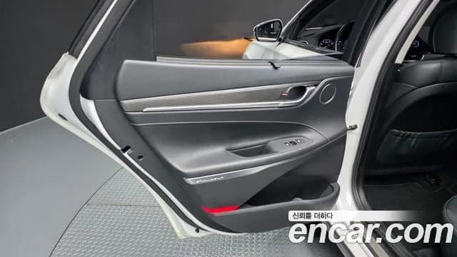 2017 Hyundai Grandeur IG 3.0 Exclusive Sold VIN KMHF241EBHA021212 – photo 22 2017 Hyundai Grandeur IG 3.0 Exclusive Sold VIN KMHF241EBHA021212 – photo 22
