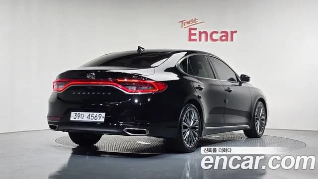 2017 Hyundai Grandeur IG 3.0 Exclusive Sold VIN KMHF241EBHA030352 – engine bay 2017 Hyundai Grandeur IG 3.0 Exclusive Sold VIN KMHF241EBHA030352 – engine bay