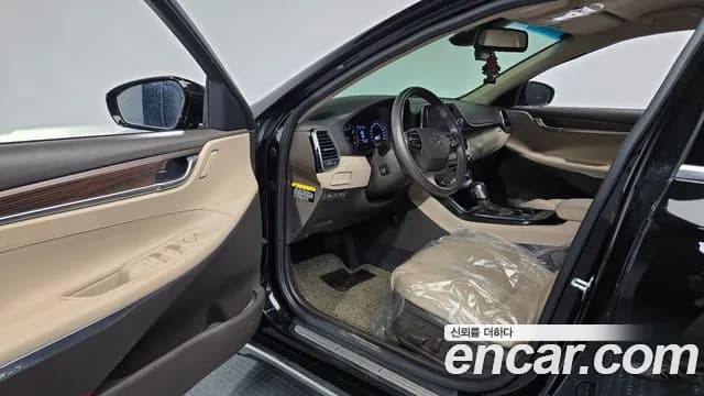 2017 Hyundai Grandeur IG 3.0 Exclusive Sold VIN KMHF241EBHA030352 – photo 16 2017 Hyundai Grandeur IG 3.0 Exclusive Sold VIN KMHF241EBHA030352 – photo 16