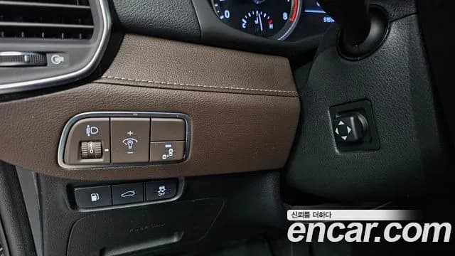 2017 Hyundai Grandeur IG 3.0 Exclusive Sold VIN KMHF241EBHA031616 – trunk area 2017 Hyundai Grandeur IG 3.0 Exclusive Sold VIN KMHF241EBHA031616 – trunk area