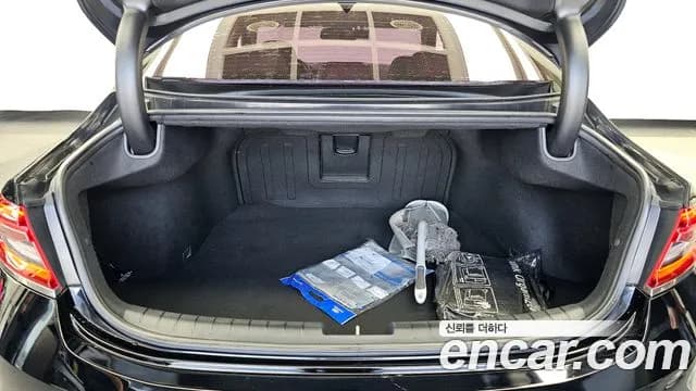 2017 Hyundai Grandeur IG 3.0 Exclusive Sold VIN KMHF241EBHA039650 – engine bay 2017 Hyundai Grandeur IG 3.0 Exclusive Sold VIN KMHF241EBHA039650 – engine bay