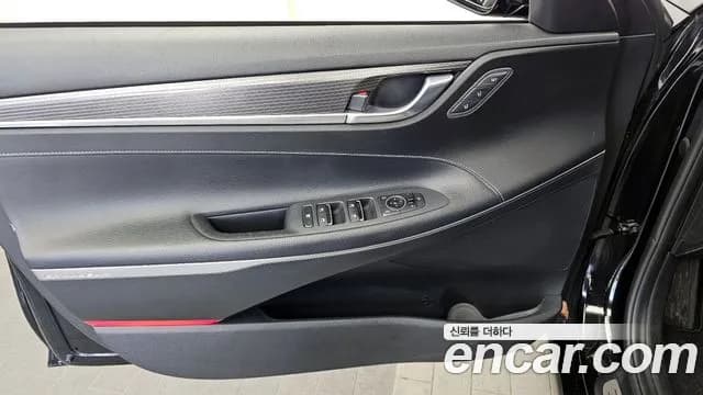 2017 Hyundai Grandeur IG 3.0 Exclusive Sold VIN KMHF241EBHA039650 – undercarriage 2017 Hyundai Grandeur IG 3.0 Exclusive Sold VIN KMHF241EBHA039650 – undercarriage