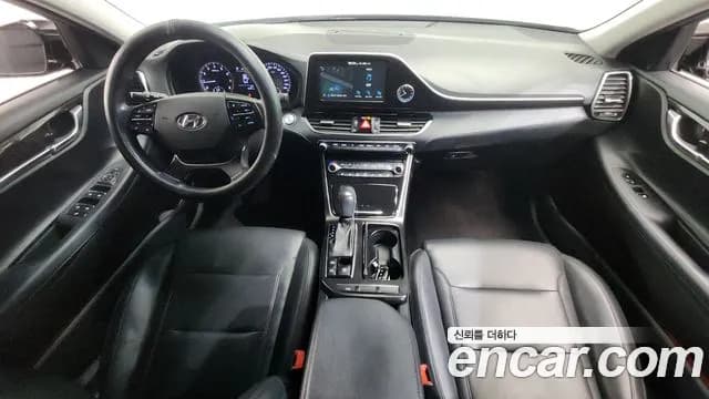2018 Hyundai Grandeur IG 3.0 Modren Basic (Rental car) Sold VIN KMHF241EBJA066701 – photo 19 2018 Hyundai Grandeur IG 3.0 Modren Basic (Rental car) Sold VIN KMHF241EBJA066701 – photo 19