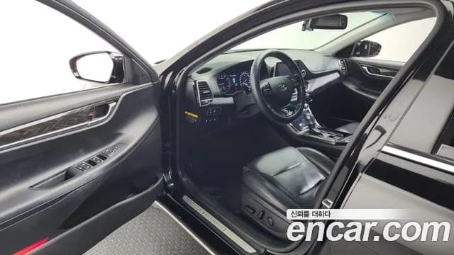 2018 Hyundai Grandeur IG 3.0 Modren Basic (Rental car) Sold VIN KMHF241EBJA066701 – photo 21 2018 Hyundai Grandeur IG 3.0 Modren Basic (Rental car) Sold VIN KMHF241EBJA066701 – photo 21