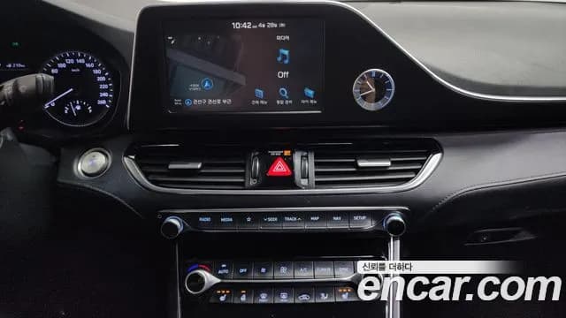 2018 Hyundai Grandeur IG 3.0 Modren Basic (Rental car) Sold VIN KMHF241EBJA066701 – photo 28 2018 Hyundai Grandeur IG 3.0 Modren Basic (Rental car) Sold VIN KMHF241EBJA066701 – photo 28