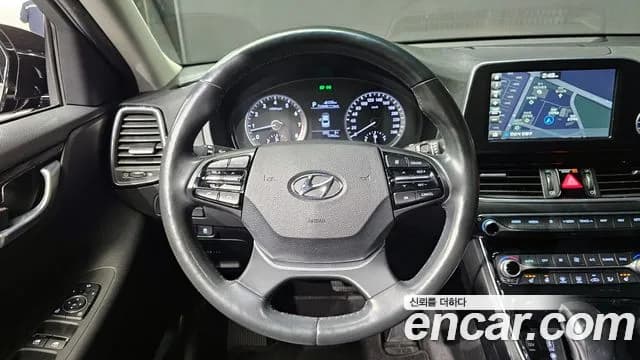 2018 Hyundai Grandeur IG 3.0 Modren Basic (Rental car) Sold VIN KMHF241EBJA067327 – photo 14 2018 Hyundai Grandeur IG 3.0 Modren Basic (Rental car) Sold VIN KMHF241EBJA067327 – photo 14