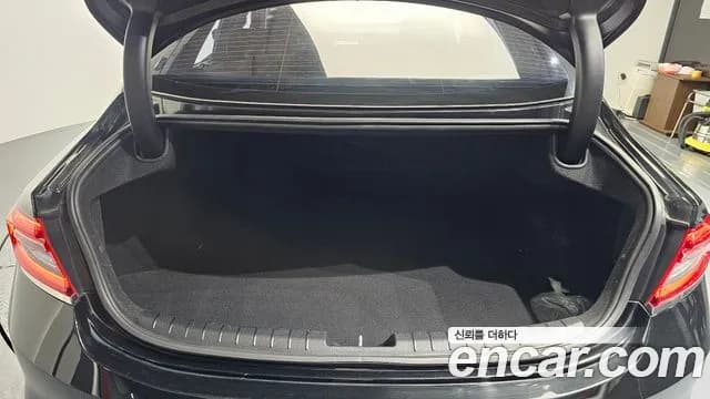 2018 Hyundai Grandeur IG 3.0 Exclusive Sold VIN KMHF241EBJA087252 – dashboard 2018 Hyundai Grandeur IG 3.0 Exclusive Sold VIN KMHF241EBJA087252 – dashboard