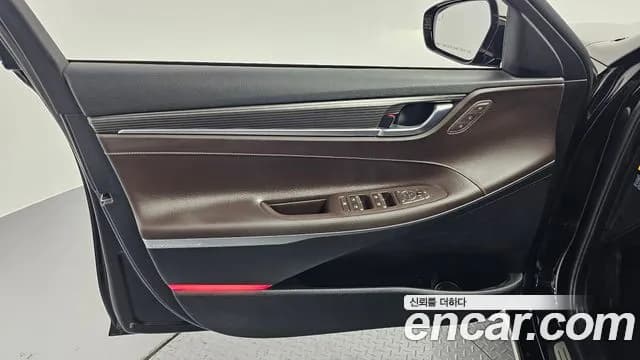 2018 Hyundai Grandeur IG 3.0 Exclusive Sold VIN KMHF241EBJA087252 – exterior detail 2018 Hyundai Grandeur IG 3.0 Exclusive Sold VIN KMHF241EBJA087252 – exterior detail