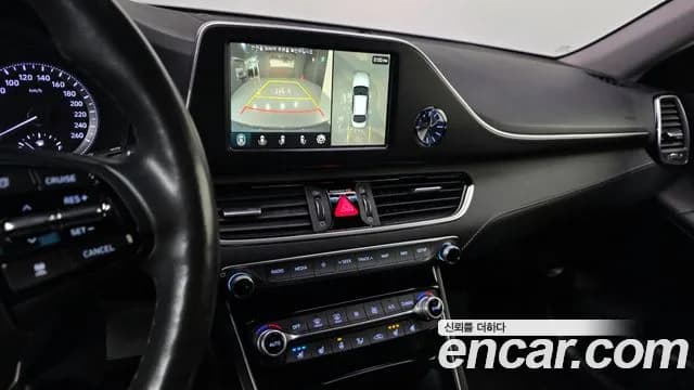 2018 Hyundai Grandeur IG 3.0 Exclusive Sold VIN KMHF241EBJA124006 – rear exterior 2018 Hyundai Grandeur IG 3.0 Exclusive Sold VIN KMHF241EBJA124006 – rear exterior