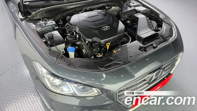 2018 Hyundai Grandeur IG 3.0 Exclusive Sold VIN KMHF241EBJA124006 – undercarriage 2018 Hyundai Grandeur IG 3.0 Exclusive Sold VIN KMHF241EBJA124006 – undercarriage