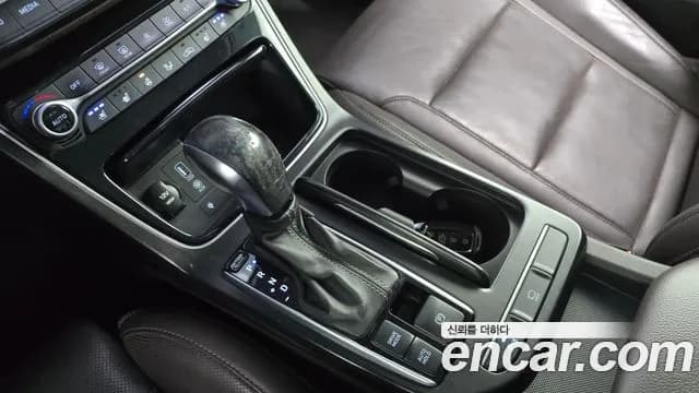 2018 Hyundai Grandeur IG 3.0 Exclusive Sold VIN KMHF241EBJA158446 – rear exterior 2018 Hyundai Grandeur IG 3.0 Exclusive Sold VIN KMHF241EBJA158446 – rear exterior
