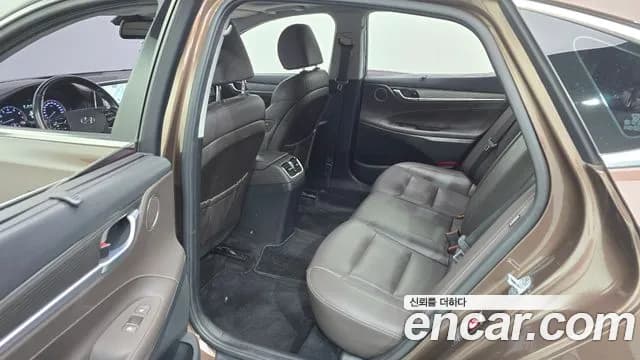2018 Hyundai Grandeur IG 3.0 Exclusive Sold VIN KMHF241EBJA158446 – dashboard 2018 Hyundai Grandeur IG 3.0 Exclusive Sold VIN KMHF241EBJA158446 – dashboard