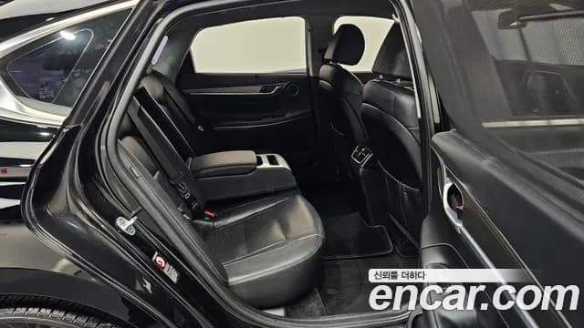 2019 Hyundai Grandeur IG 3.0 Exclusive Sold VIN KMHF241EBKA197230 – side profile 2019 Hyundai Grandeur IG 3.0 Exclusive Sold VIN KMHF241EBKA197230 – side profile