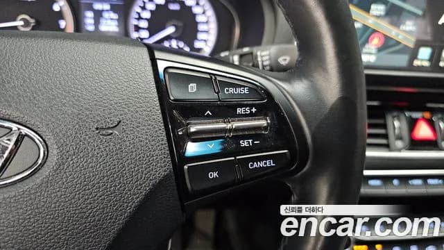 2019 Hyundai Grandeur IG 3.0 Modren Basic (Rental car) Sold VIN KMHF241EBKA200986 – rear exterior 2019 Hyundai Grandeur IG 3.0 Modren Basic (Rental car) Sold VIN KMHF241EBKA200986 – rear exterior