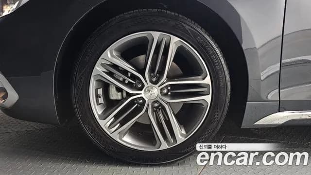 2019 Hyundai Grandeur IG 3.0 Modren Basic (Rental car) Sold VIN KMHF241EBKA200986 – photo 11 2019 Hyundai Grandeur IG 3.0 Modren Basic (Rental car) Sold VIN KMHF241EBKA200986 – photo 11