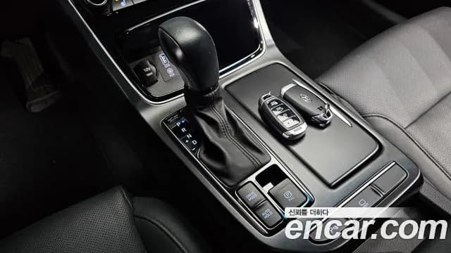 2019 Hyundai Grandeur IG 3.0 Modren Basic (Rental car) Sold VIN KMHF241EBKA200986 – photo 17 2019 Hyundai Grandeur IG 3.0 Modren Basic (Rental car) Sold VIN KMHF241EBKA200986 – photo 17