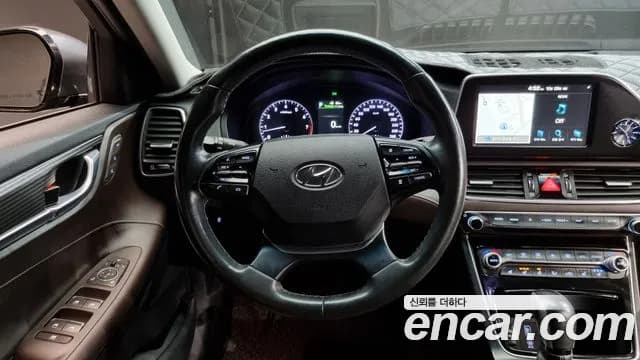 2019 Hyundai Grandeur IG 3.0 Exclusive Sold VIN KMHF241EBKA210689 – photo 17 2019 Hyundai Grandeur IG 3.0 Exclusive Sold VIN KMHF241EBKA210689 – photo 17